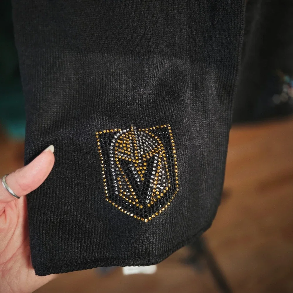 Vegas Golden Knights Scarf NHL Hockey Black Knit Rhinestone Logo Unisex Fan Gear